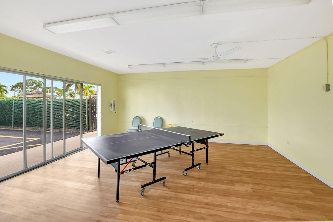 En Venta: $167,900 (3 camas, 2 baños, 1296 Pies cuadrados)