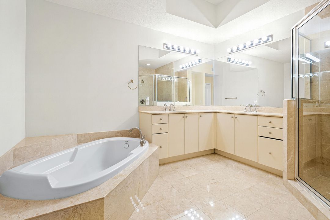 На продажу: $750,000 (2 спален, 2 ванн, 1170 Квадратных фут)