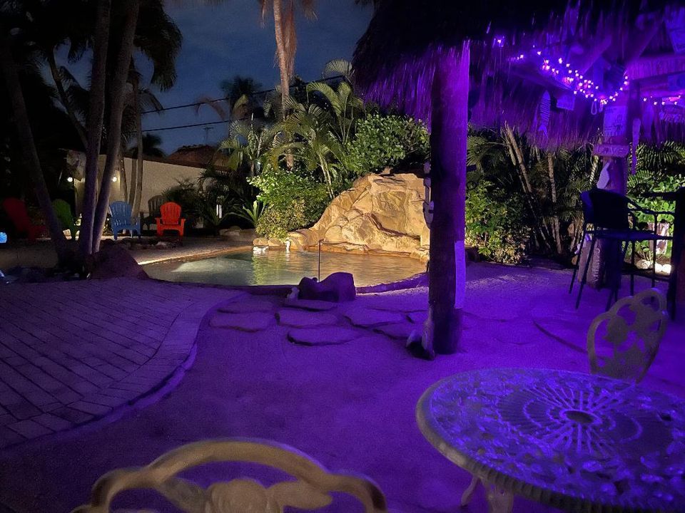 Active With Contract: $649,999 (3 beds, 2 baths, 1651 Square Feet)