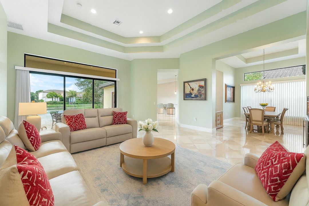 For Sale: $1,895,000 (4 beds, 3 baths, 3745 Square Feet)