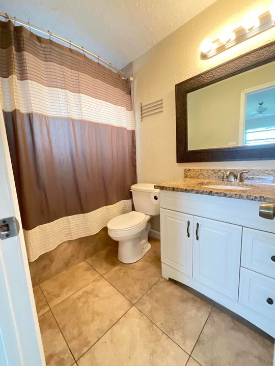 На продажу: $354,900 (3 спален, 2 ванн, 1350 Квадратных фут)