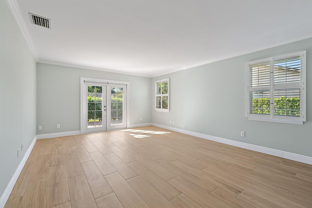 En Renta: $4,200 (3 camas, 2 baños, 2128 Pies cuadrados)