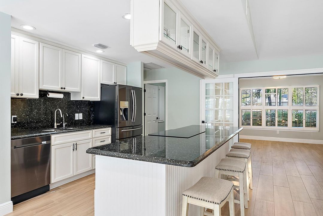 En Renta: $4,200 (3 camas, 2 baños, 2128 Pies cuadrados)