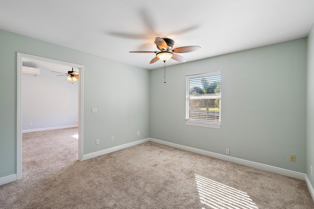 En Renta: $4,200 (3 camas, 2 baños, 2128 Pies cuadrados)