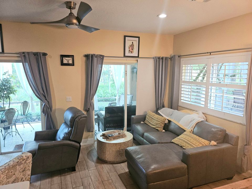 出租: $1,850 (1 贝兹, 1 浴室, 1312 平方英尺)