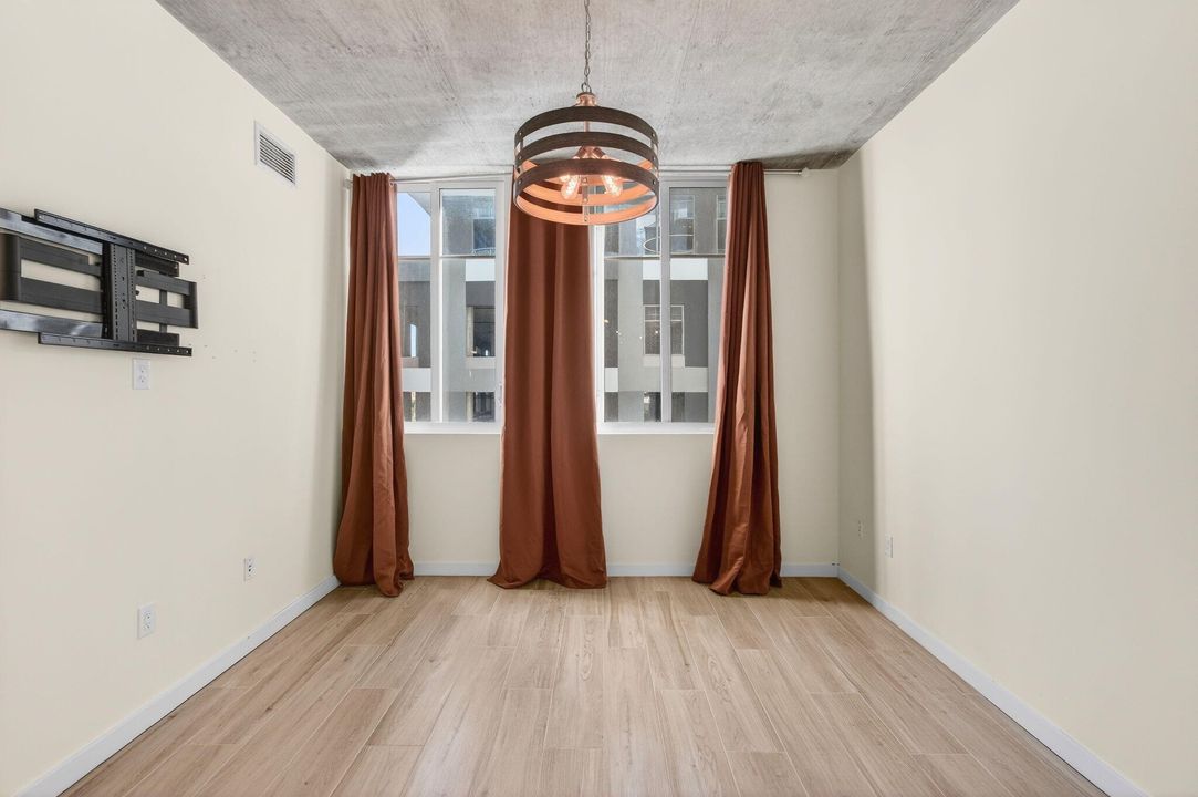 En Venta: $485,000 (3 camas, 2 baños, 1410 Pies cuadrados)