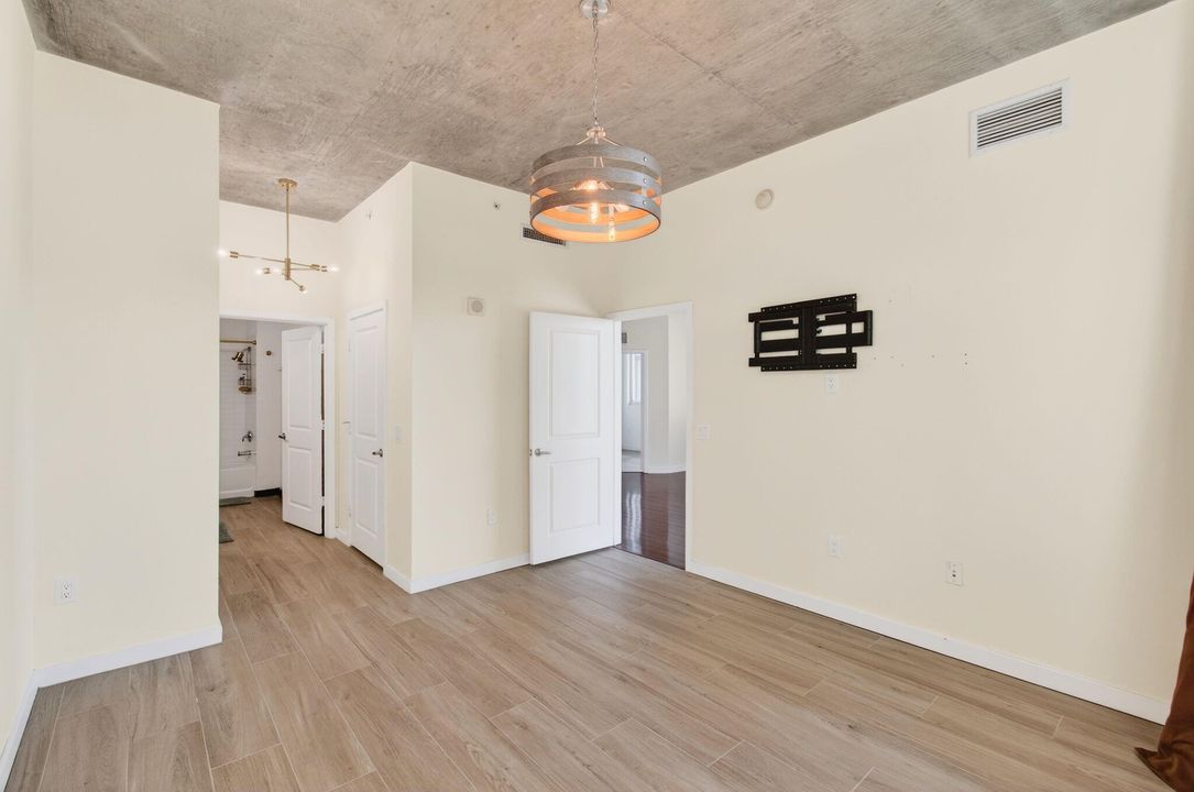 En Venta: $485,000 (3 camas, 2 baños, 1410 Pies cuadrados)