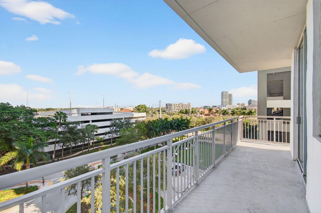 En Venta: $485,000 (3 camas, 2 baños, 1410 Pies cuadrados)