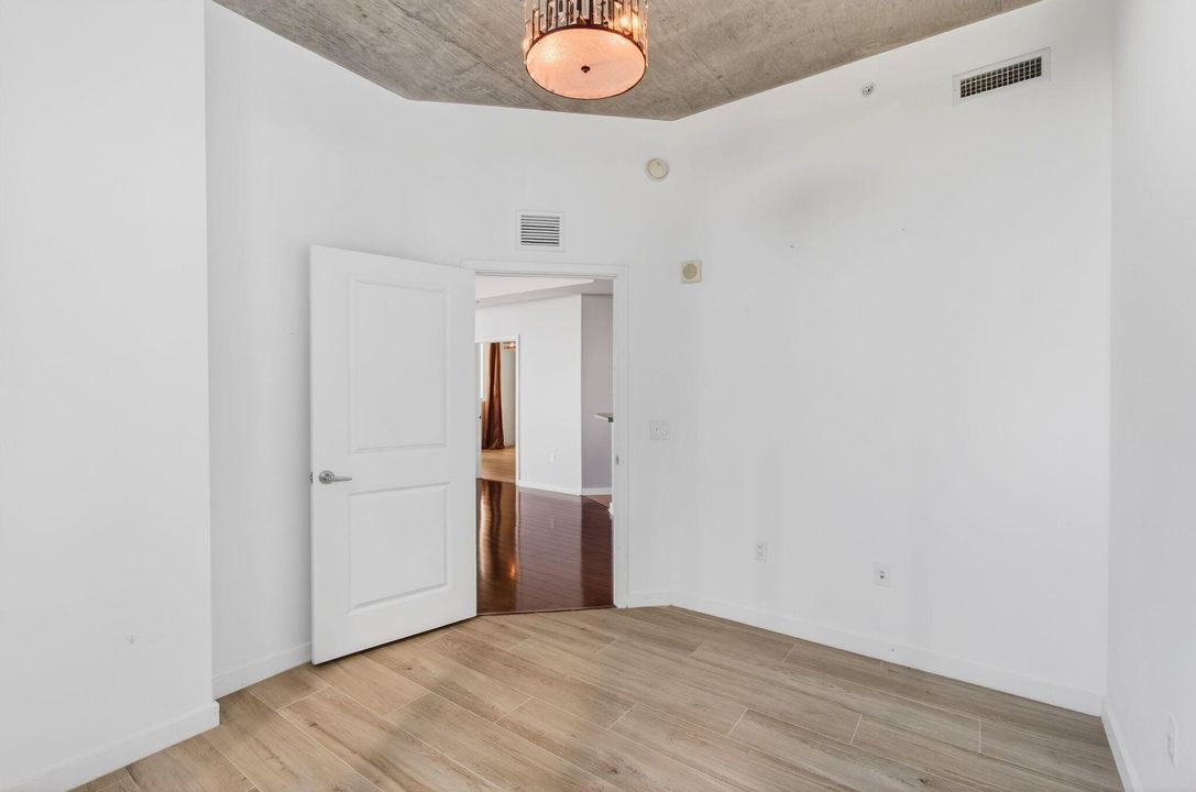 En Venta: $485,000 (3 camas, 2 baños, 1410 Pies cuadrados)