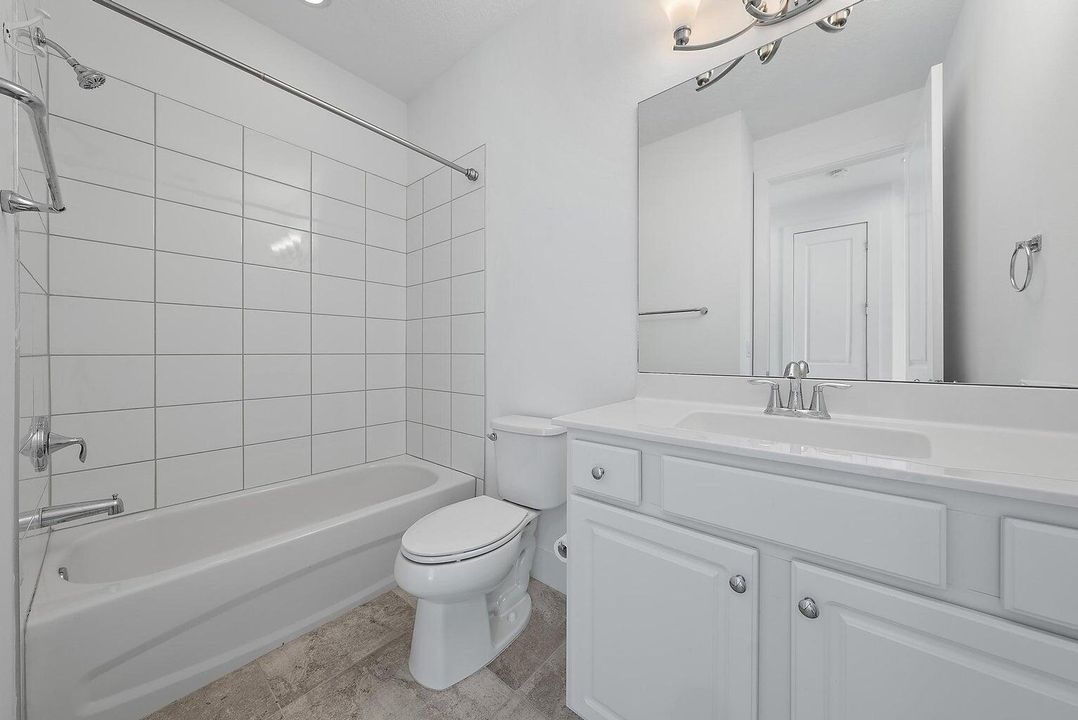 En Renta: $5,200 (3 camas, 3 baños, 2252 Pies cuadrados)