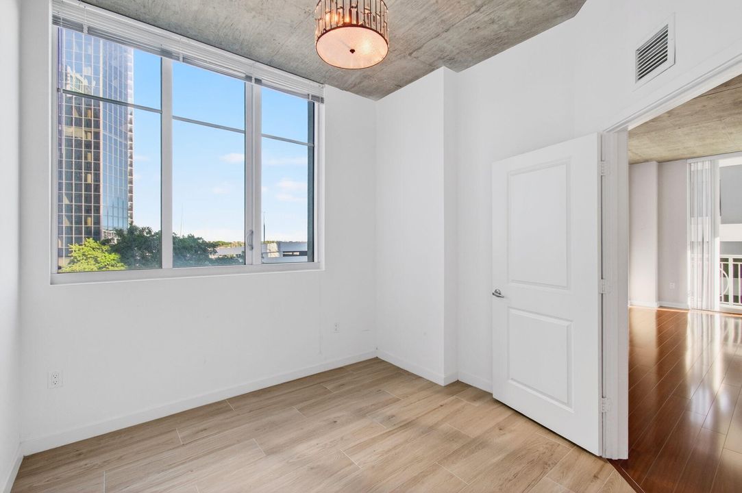 En Venta: $485,000 (3 camas, 2 baños, 1410 Pies cuadrados)