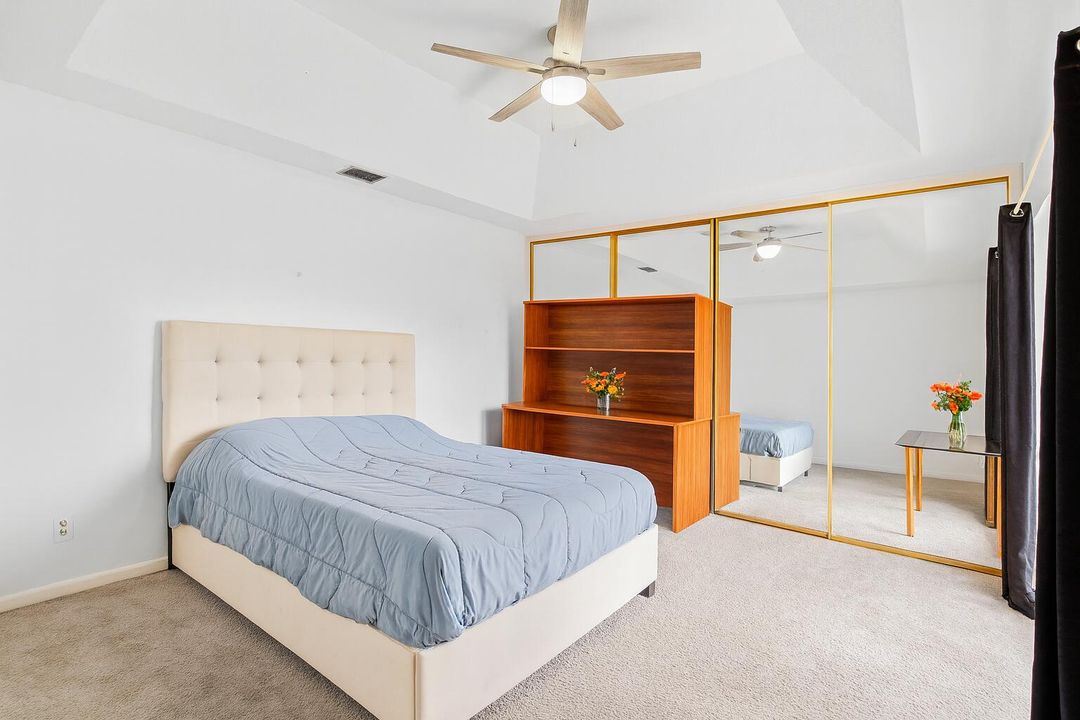 For Sale: $322,499 (2 beds, 2 baths, 1680 Square Feet)