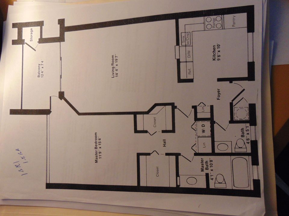 For Rent: $1,600 (1 beds, 1 baths, 834 Square Feet)