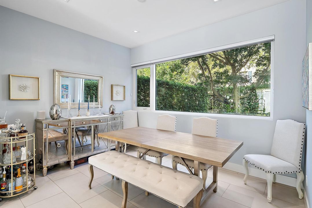 For Sale: $2,100,000 (3 beds, 3 baths, 2401 Square Feet)