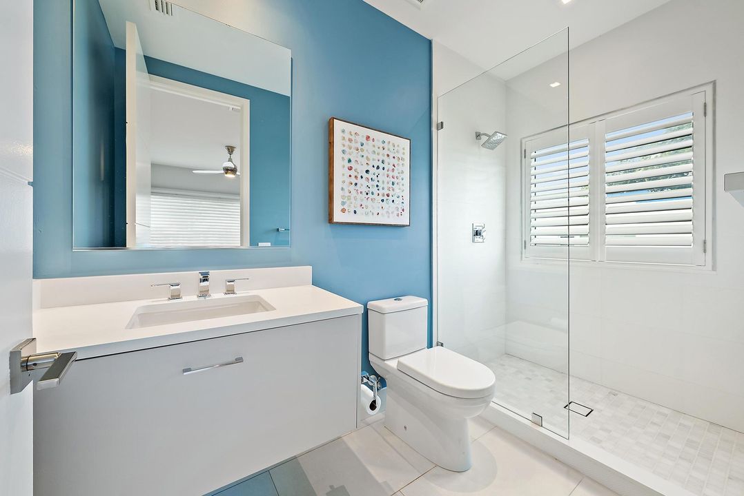 For Sale: $2,100,000 (3 beds, 3 baths, 2401 Square Feet)