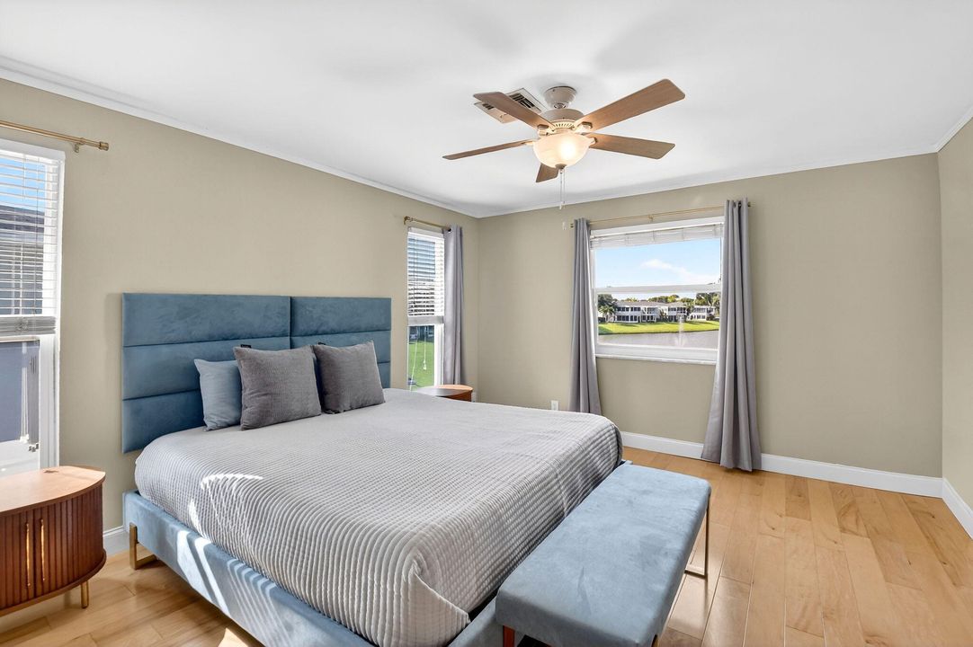 На продажу: $250,000 (2 спален, 2 ванн, 1084 Квадратных фут)