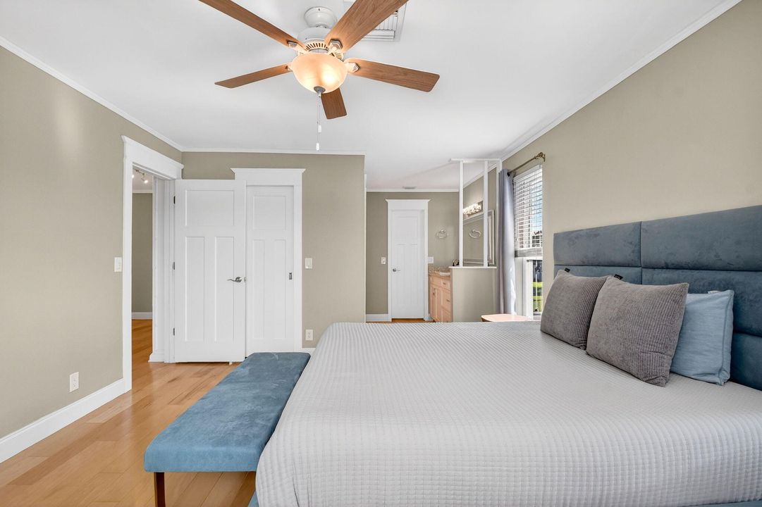 На продажу: $250,000 (2 спален, 2 ванн, 1084 Квадратных фут)