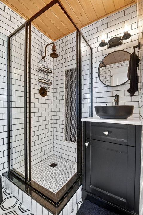 На продажу: $250,000 (2 спален, 2 ванн, 1084 Квадратных фут)