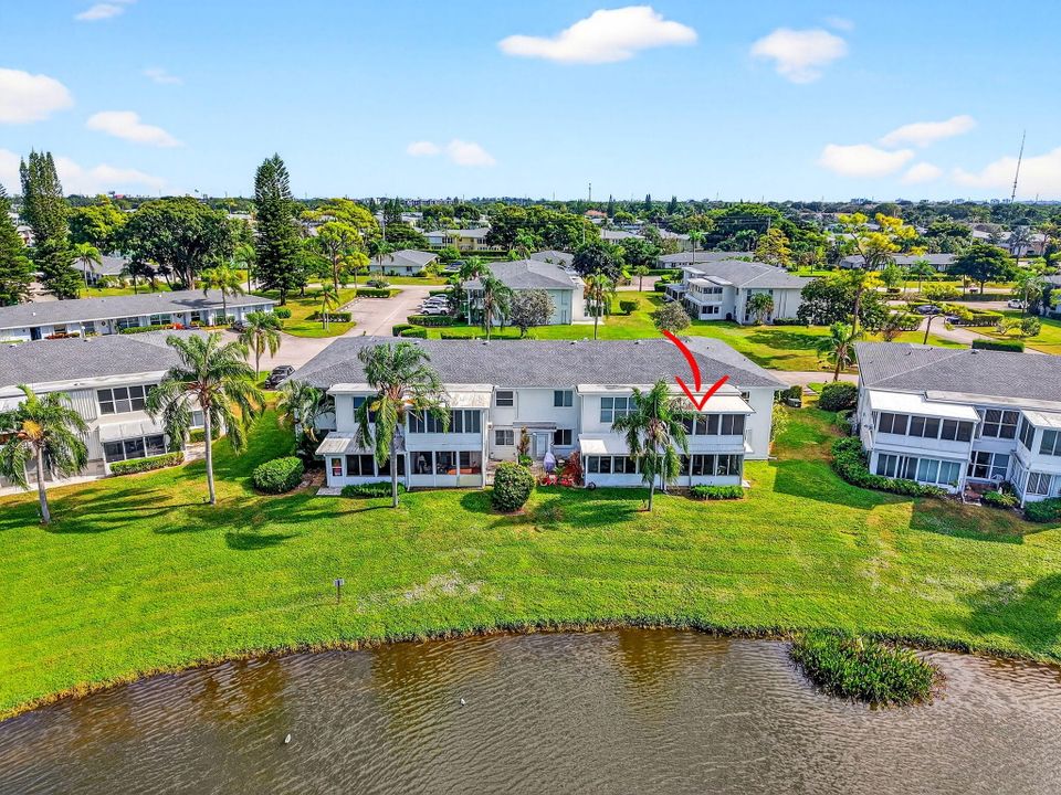 На продажу: $250,000 (2 спален, 2 ванн, 1084 Квадратных фут)