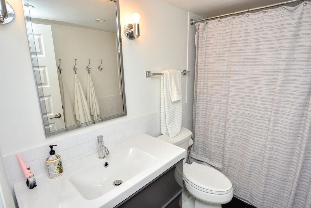 For Sale: $609,000 (3 beds, 3 baths, 1600 Square Feet)