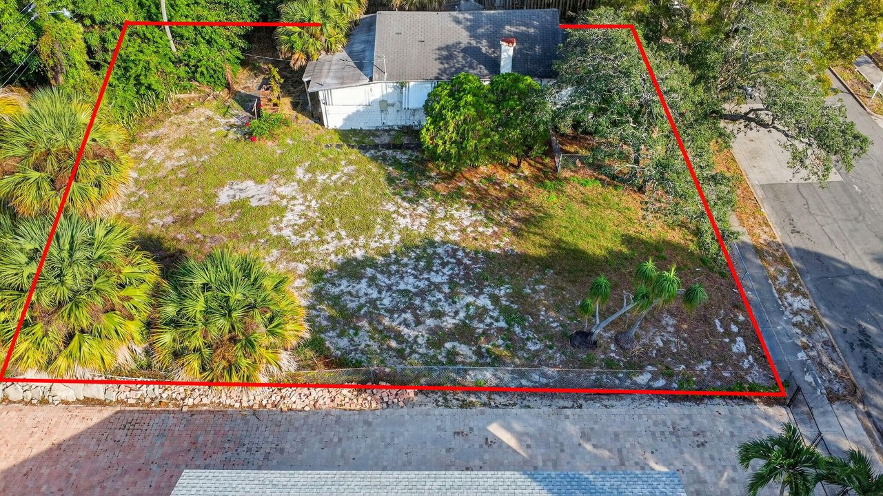 For Sale: $225,000 (3 beds, 2 baths, 1188 Square Feet)