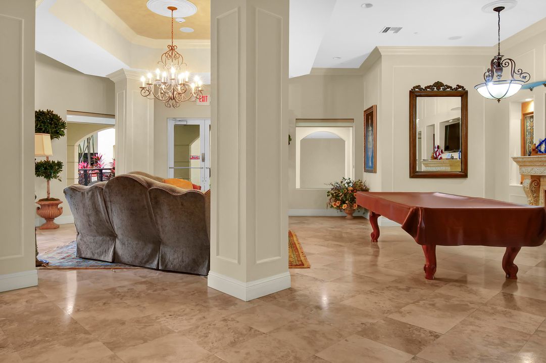 На продажу: $259,000 (2 спален, 2 ванн, 1164 Квадратных фут)