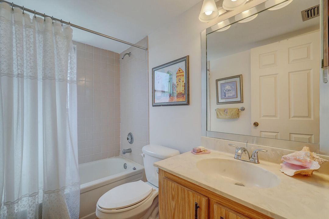 На продажу: $149,000 (2 спален, 2 ванн, 1110 Квадратных фут)