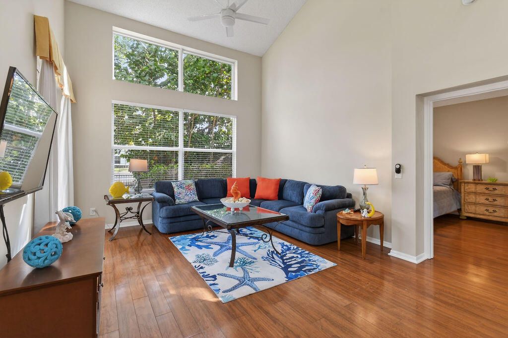 En Renta: $4,500 (3 camas, 3 baños, 1786 Pies cuadrados)