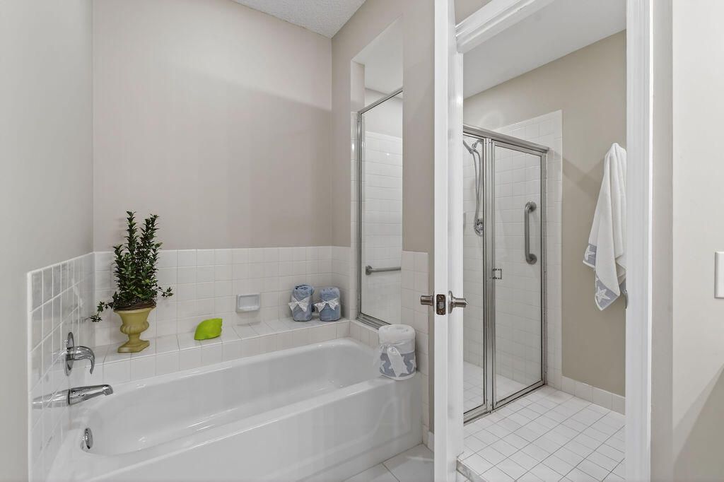 En Renta: $4,500 (3 camas, 3 baños, 1786 Pies cuadrados)