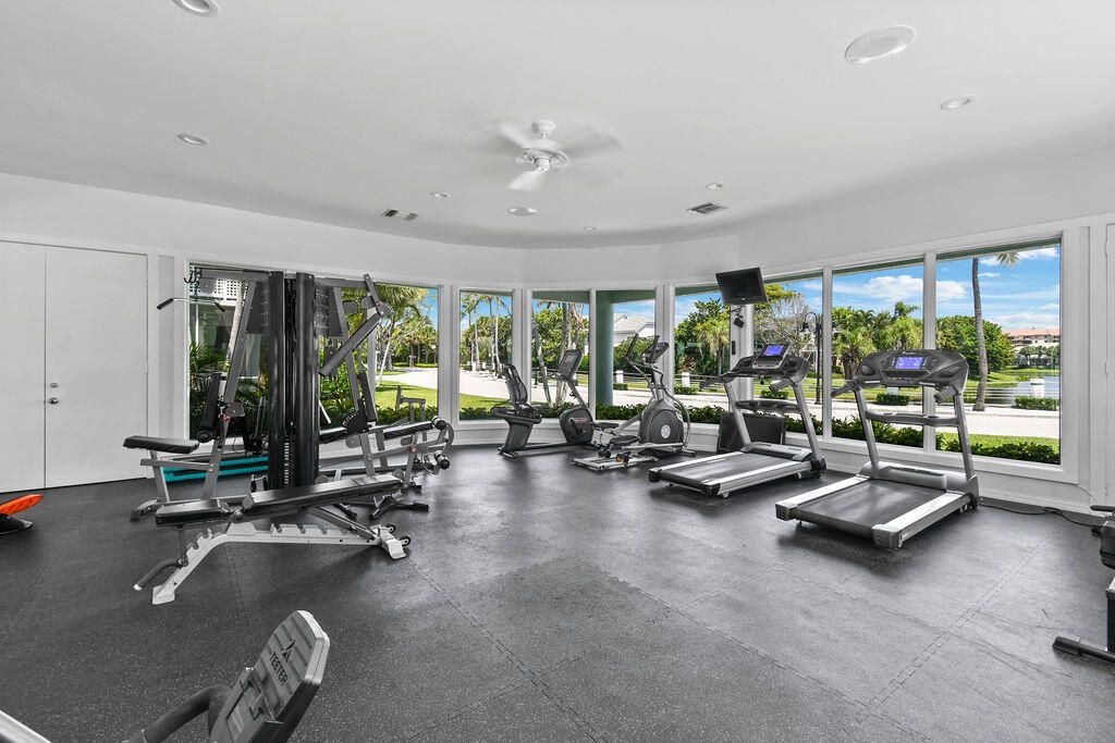 En Renta: $4,500 (3 camas, 3 baños, 1786 Pies cuadrados)