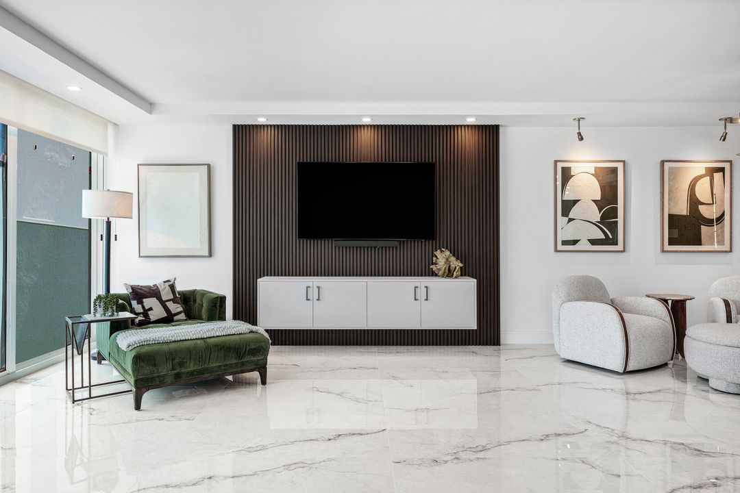 На продажу: $3,950,000 (3 спален, 2 ванн, 2091 Квадратных фут)