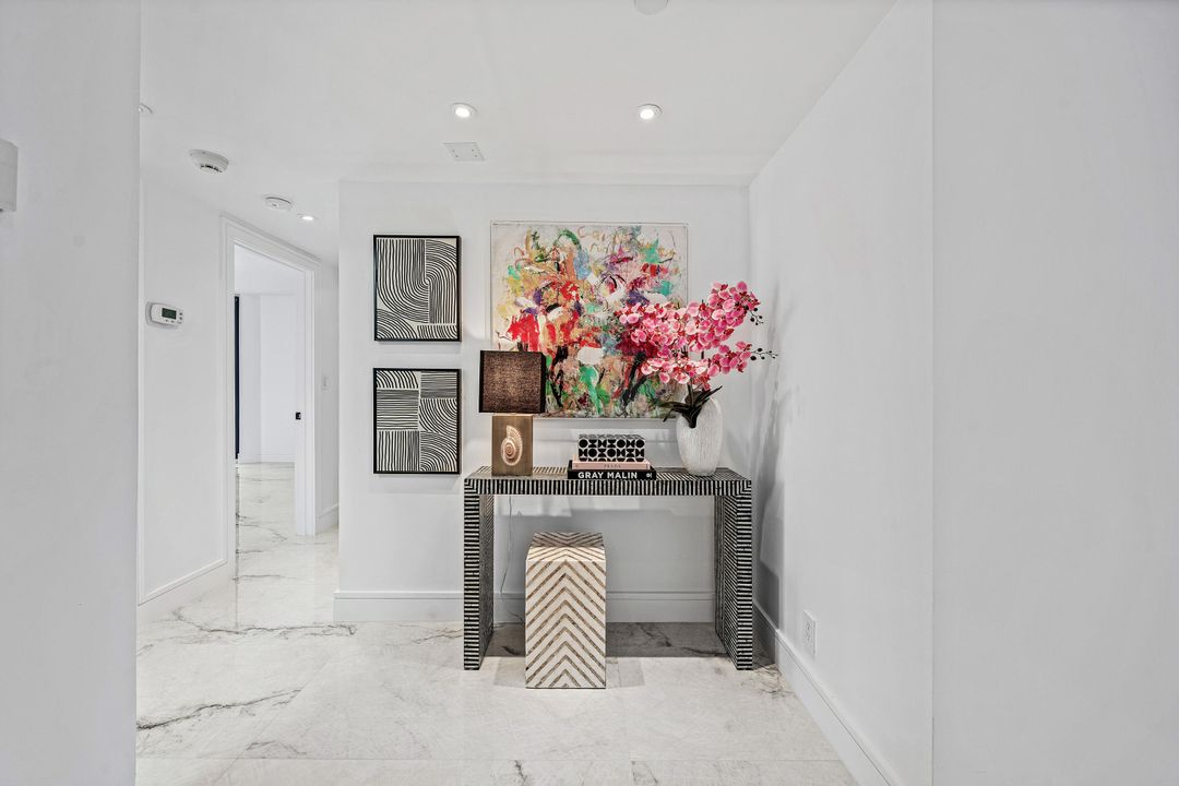 На продажу: $3,950,000 (3 спален, 2 ванн, 2091 Квадратных фут)