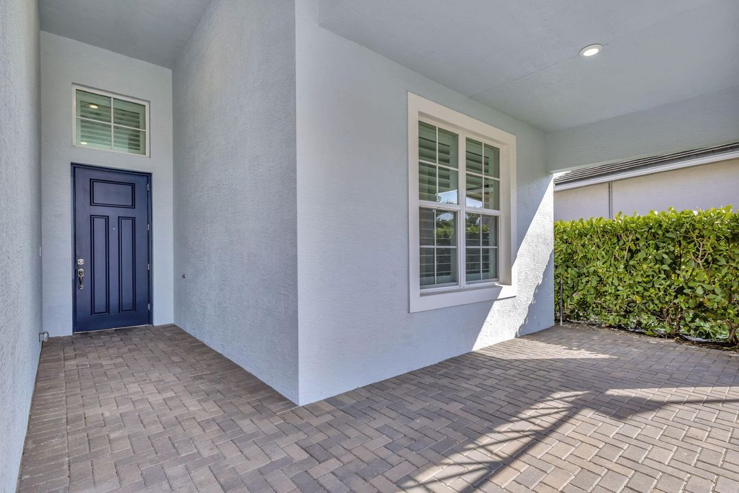 В аренду: $5,900 (4 спален, 4 ванн, 3294 Квадратных фут)