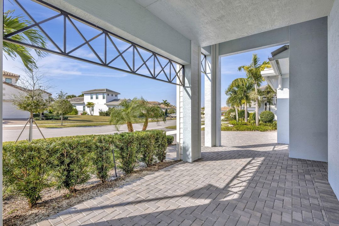 В аренду: $5,900 (4 спален, 4 ванн, 3294 Квадратных фут)