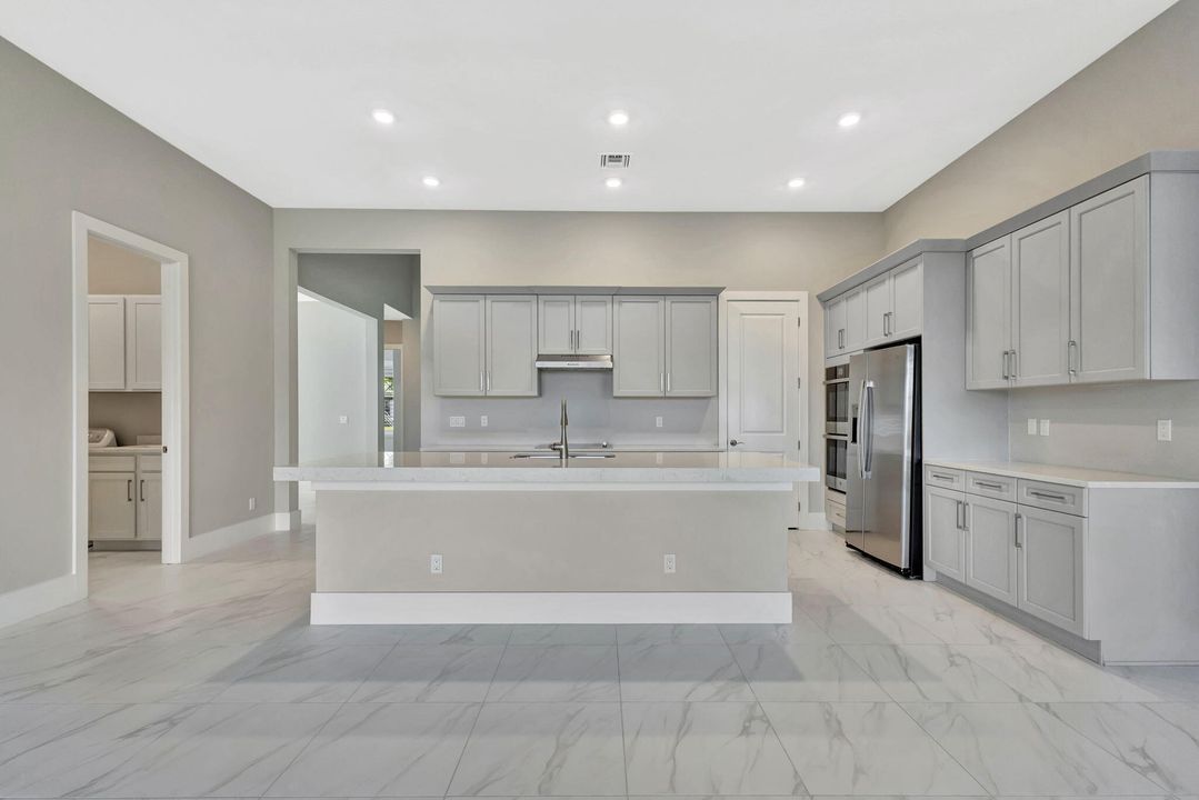 В аренду: $5,900 (4 спален, 4 ванн, 3294 Квадратных фут)