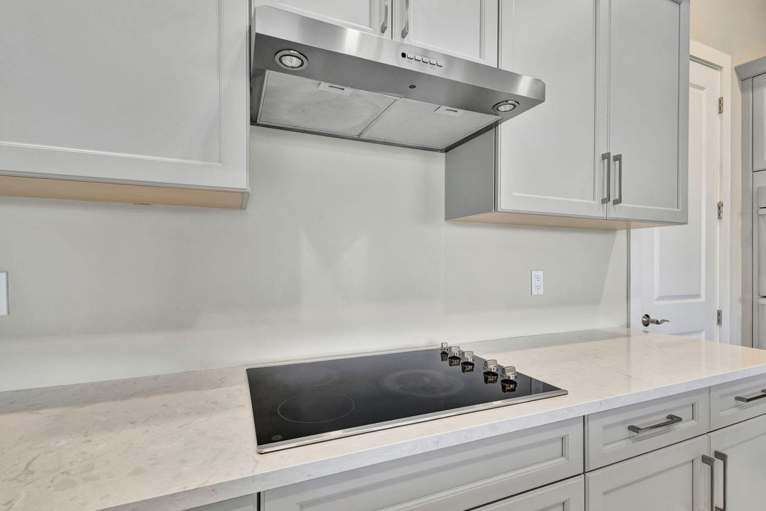 В аренду: $5,900 (4 спален, 4 ванн, 3294 Квадратных фут)