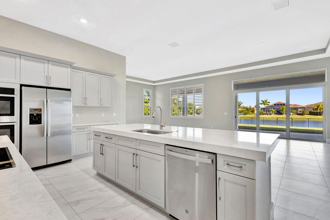 В аренду: $5,900 (4 спален, 4 ванн, 3294 Квадратных фут)