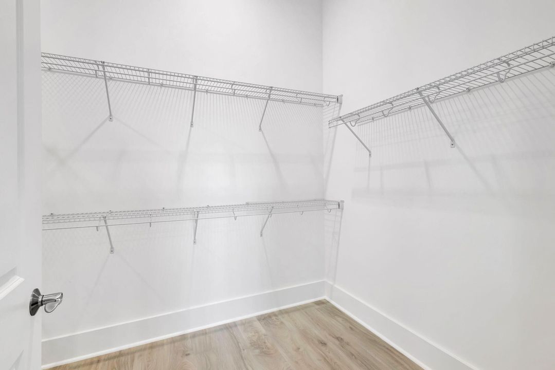 В аренду: $5,900 (4 спален, 4 ванн, 3294 Квадратных фут)