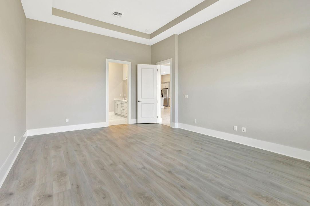 В аренду: $5,900 (4 спален, 4 ванн, 3294 Квадратных фут)