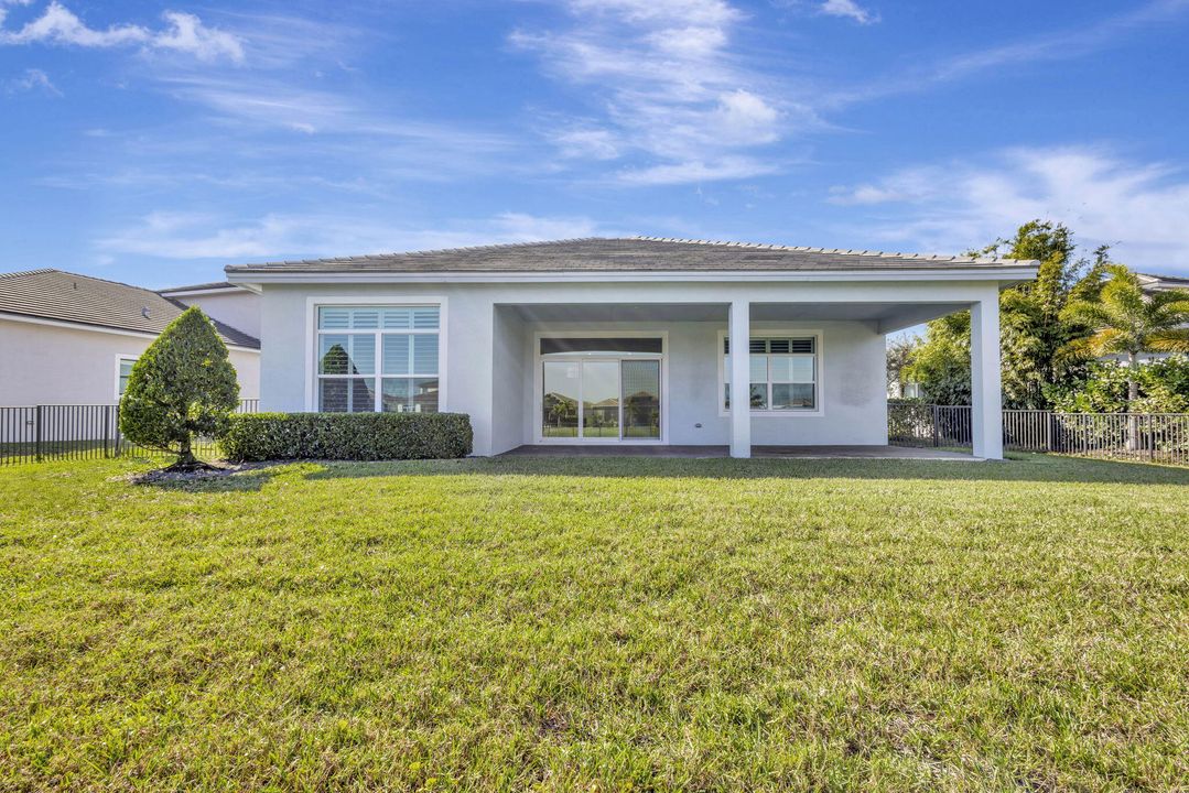 В аренду: $5,900 (4 спален, 4 ванн, 3294 Квадратных фут)