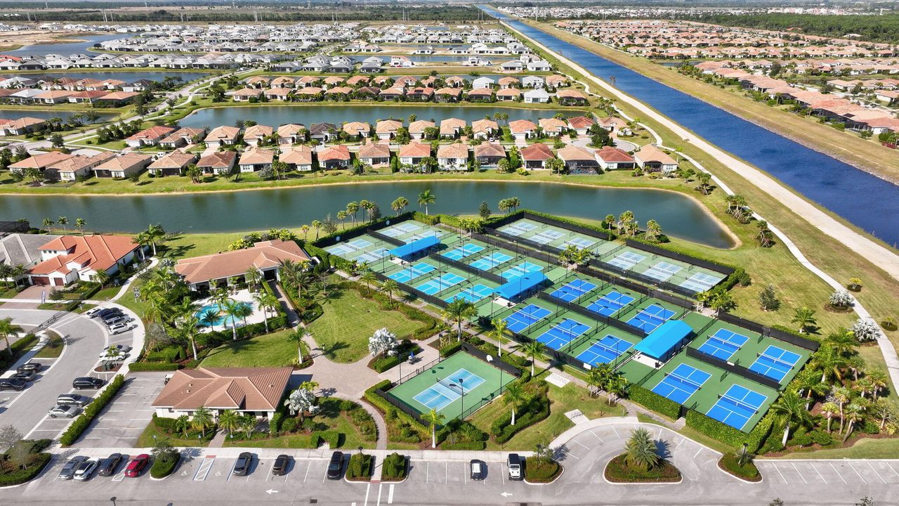 В аренду: $5,900 (4 спален, 4 ванн, 3294 Квадратных фут)