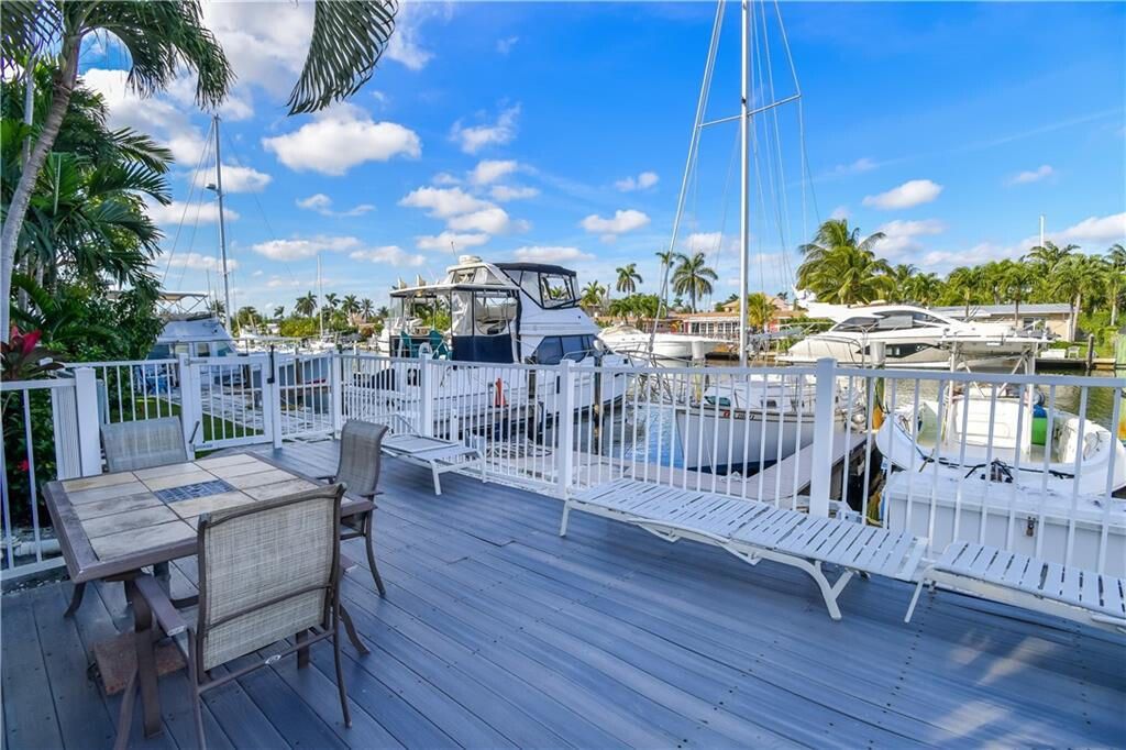 待售: $325,000 (1 贝兹, 1 浴室, 620 平方英尺)