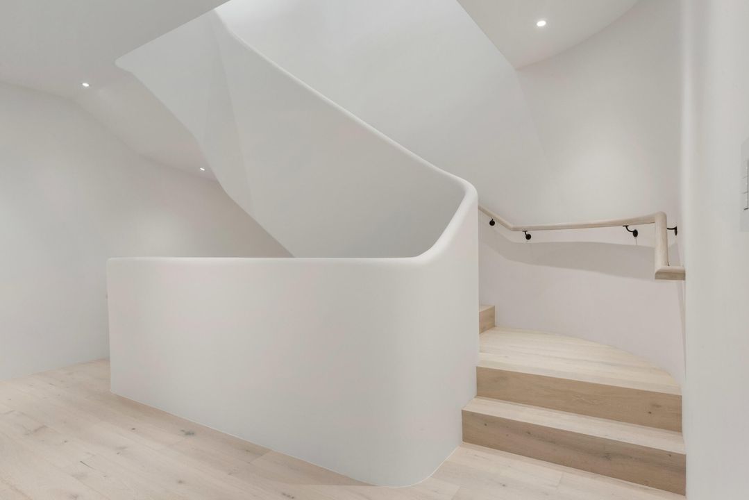 Active With Contract: $5,650,000 (4 beds, 4 baths, 4467 Square Feet)