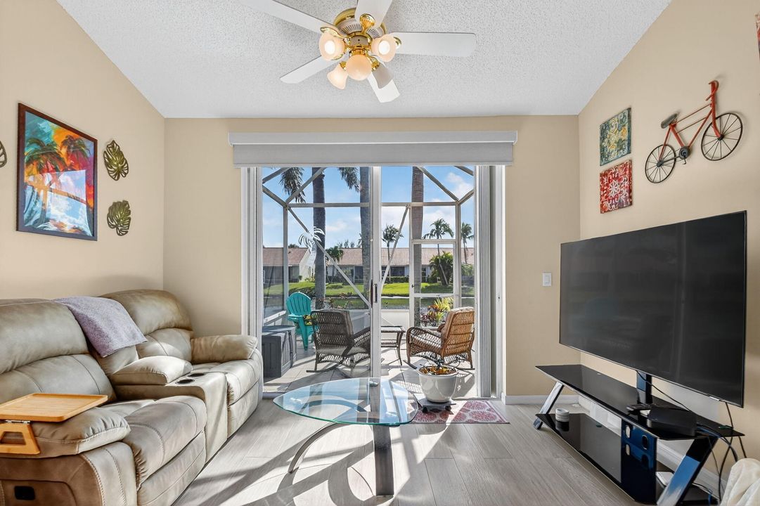 For Sale: $429,000 (3 beds, 2 baths, 1667 Square Feet)