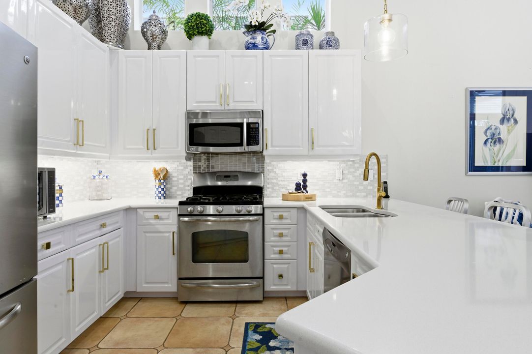 На продажу: $1,150,000 (3 спален, 2 ванн, 2181 Квадратных фут)