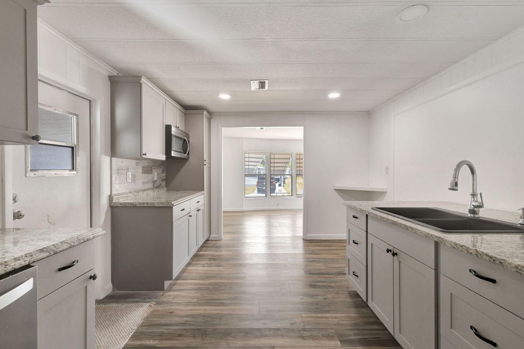 出租: $1,790 (3 贝兹, 2 浴室, 1104 平方英尺)