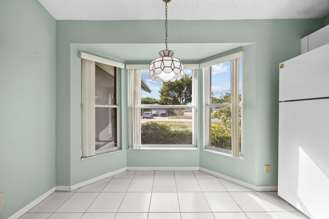 En Venta: $499,000 (4 camas, 2 baños, 1564 Pies cuadrados)