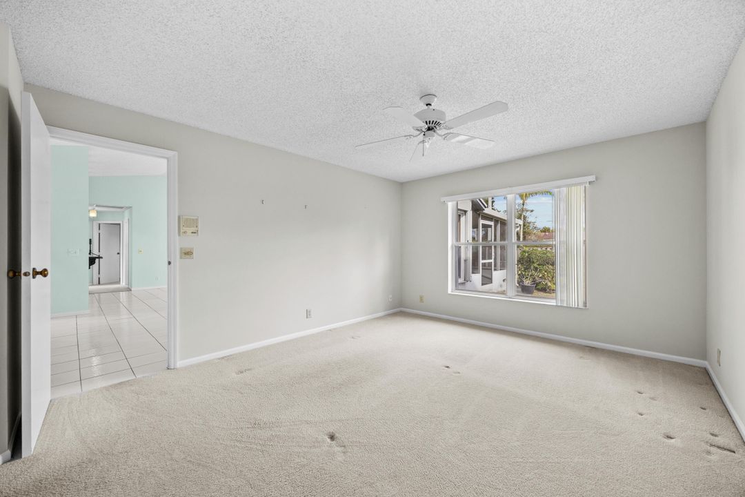 En Venta: $499,000 (4 camas, 2 baños, 1564 Pies cuadrados)