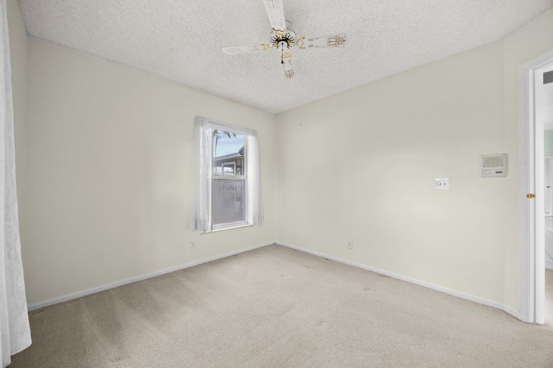 En Venta: $499,000 (4 camas, 2 baños, 1564 Pies cuadrados)