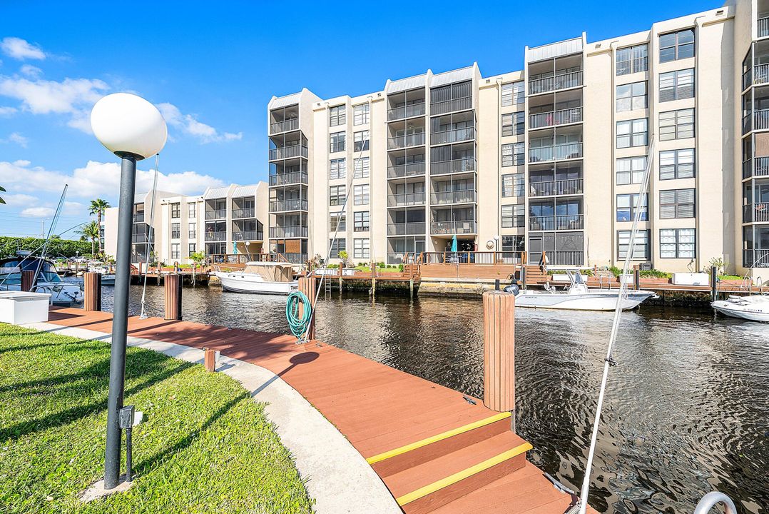 待售: $700,000 (3 贝兹, 2 浴室, 1495 平方英尺)